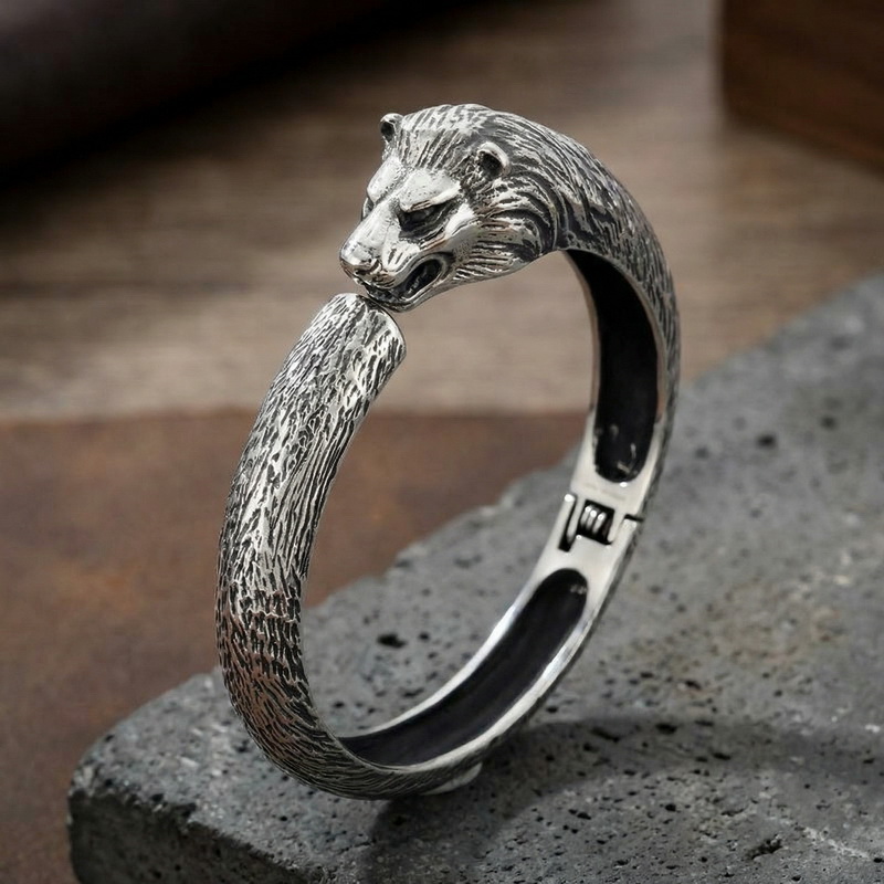 Brazalete de Acero Inoxidable  - Men Accessories Bd reseña y precio